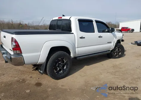 2015 Toyota Tacoma Base V6 from USA, damaged, VIN 3TMLU4EN1FM206592